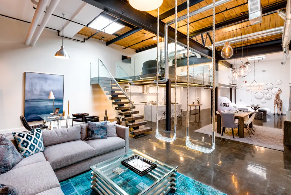 i-Zone loft interior - Toronto loft apartments